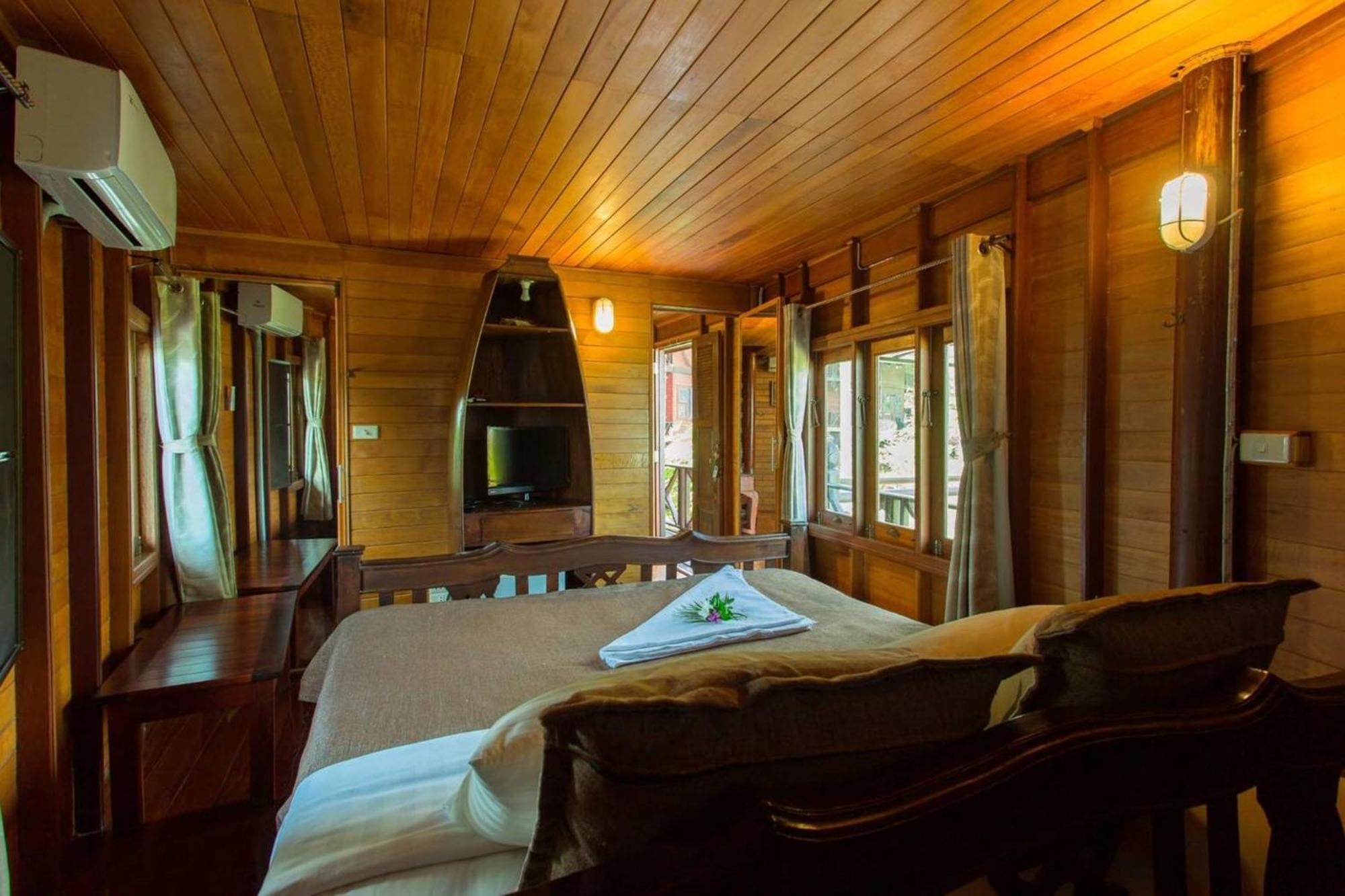 Kaengkrachan Boathouse Paradise Resort كانغ كاتشان الغرفة الصورة